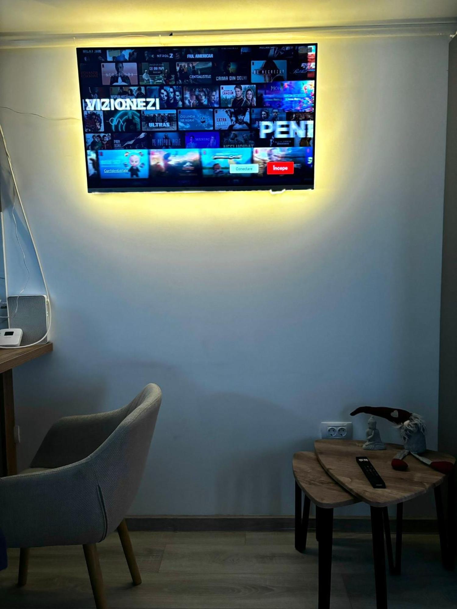 Sky View - Free Parking Apartman Jászvásár Kültér fotó