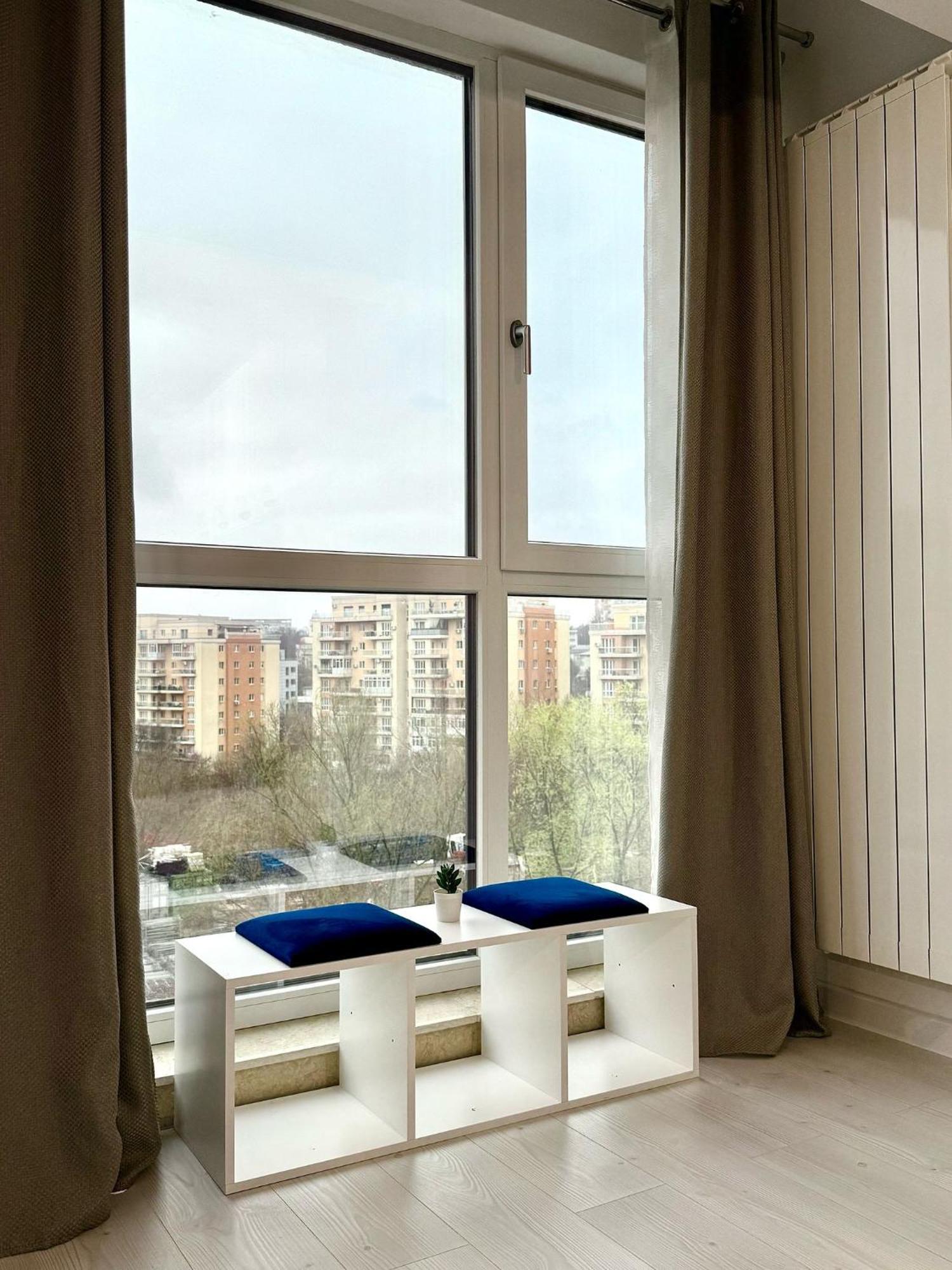 Sky View - Free Parking Apartman Jászvásár Kültér fotó